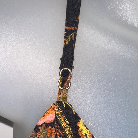 Urban Outfitters Black and Orange Floral Tie-Front Top - Picture 6 of 13